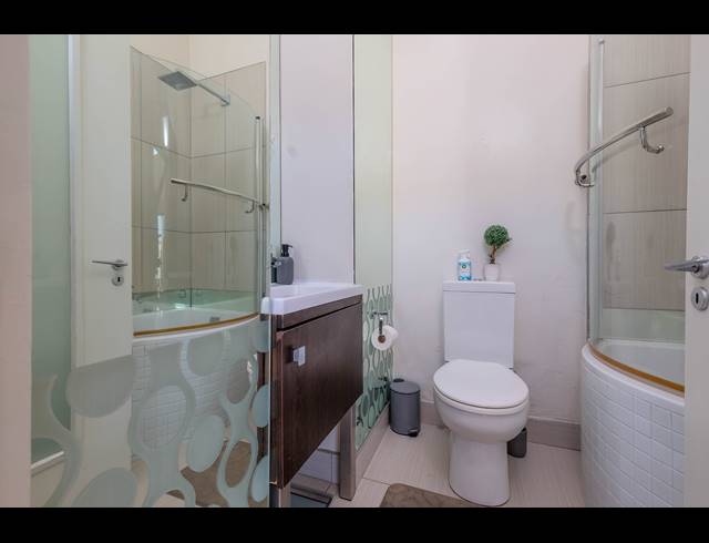 2 BEDROOM APARTMENT FOR SALE IN RIVONIA